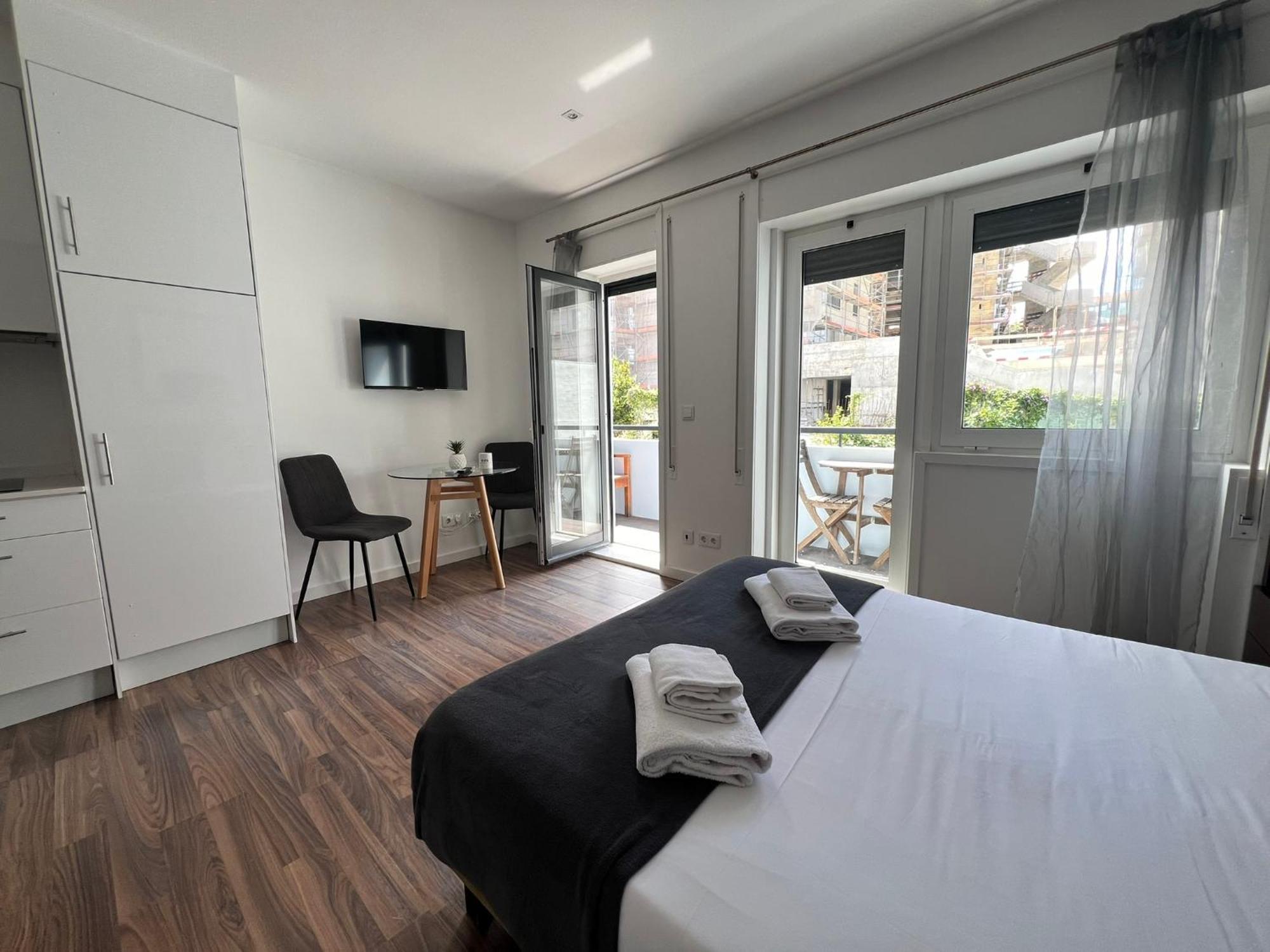 Almada Studios & Suites 波尔图 外观 照片