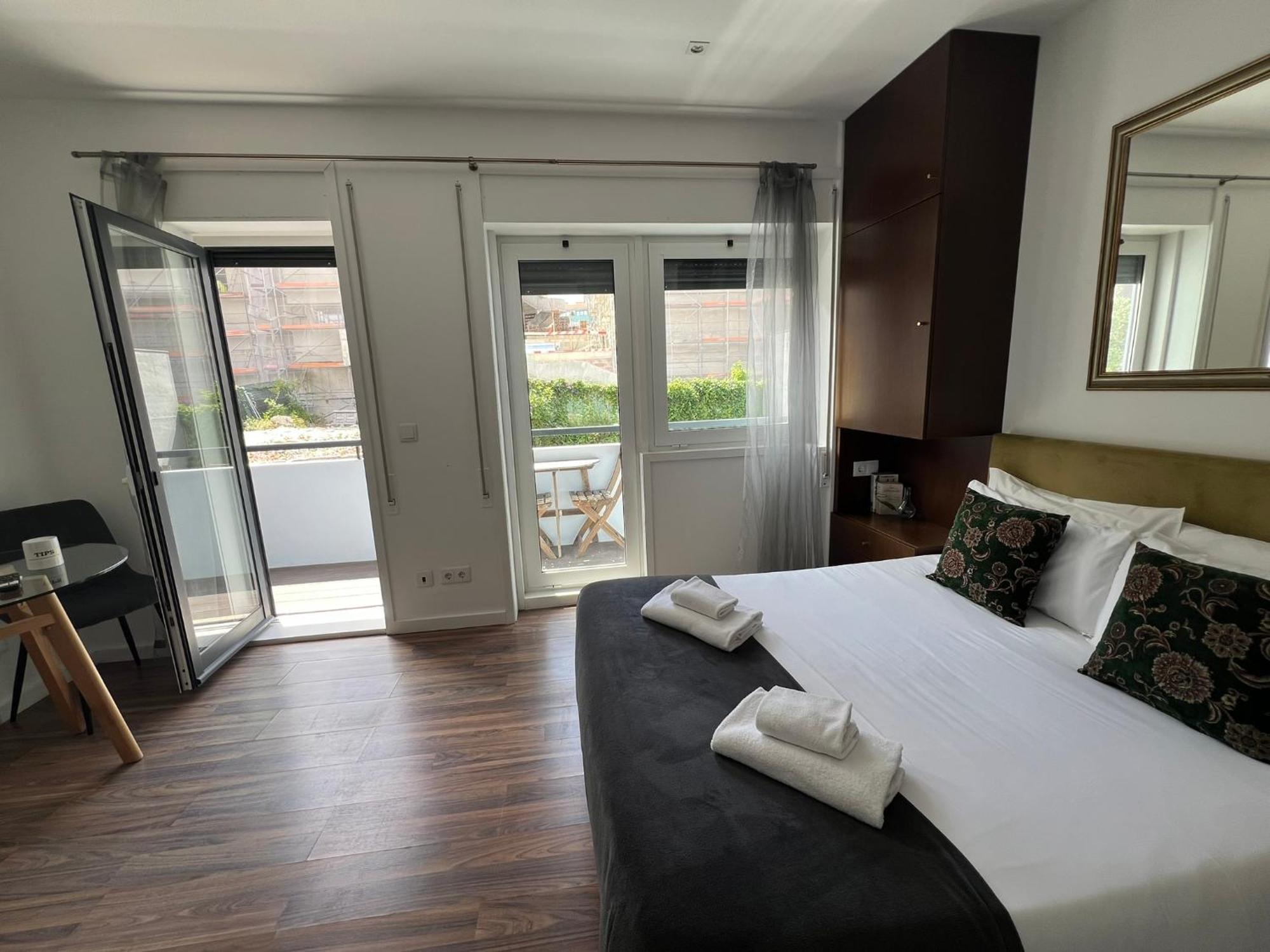 Almada Studios & Suites 波尔图 外观 照片